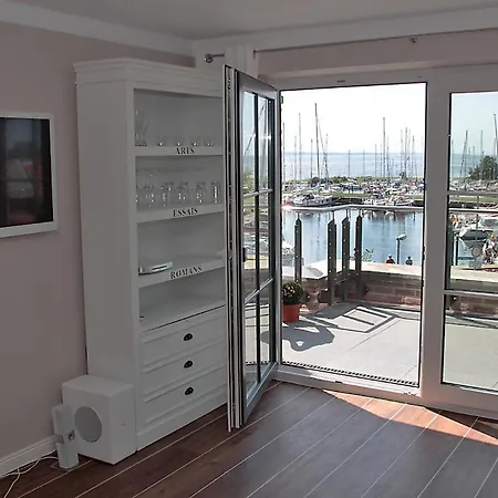 Semesterbostad Hafenresidenz Fehmarn Lemkenhafen auf Fehmarn